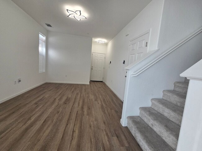 Photo - 3 BR 2.5 BA Available Now