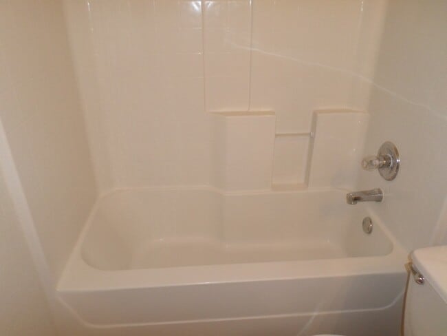 Building Photo - 3804 Joshua Taylor Dr