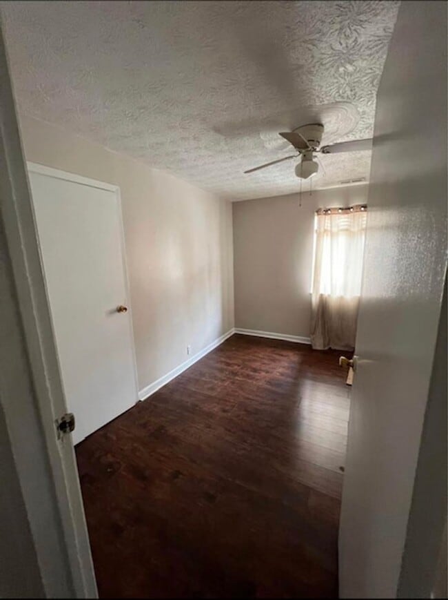 Photo - 1517 Washington St E Unit B