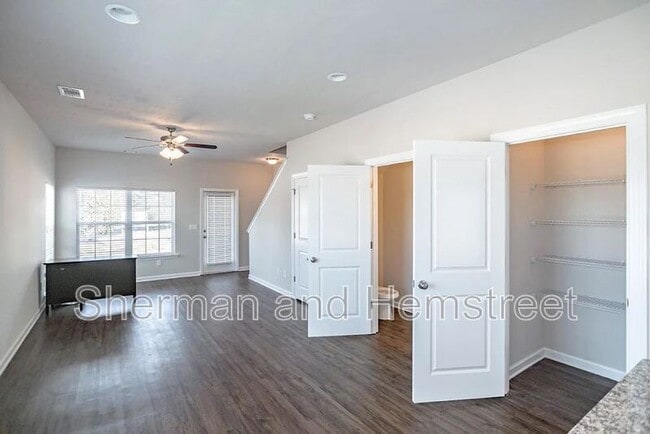 Photo - 1504 Joiner Cir Unit 1504