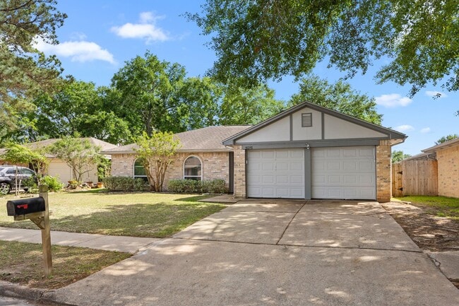 Photo - 16215 Summer Dawn Ln