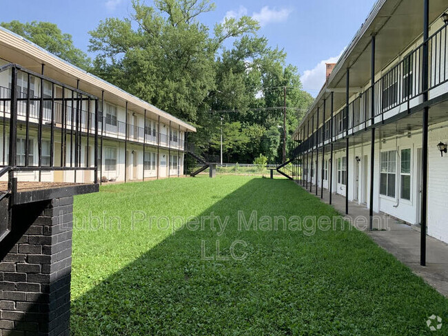 Building Photo - 1765 E Raines Rd Unit Apt 2