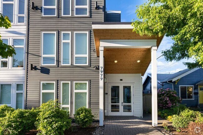 Building Photo - 7979 N Jersey St Unit #5 Rental