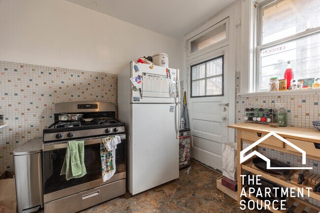 Photo - 3720 N Hoyne Ave Unit 2