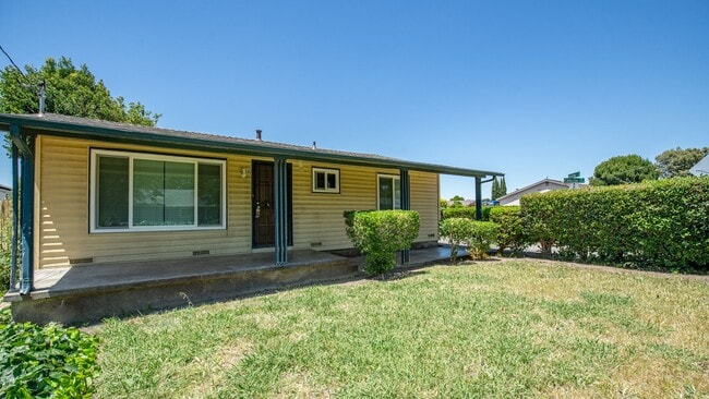 Photo - Charming 2 bedroom 1 bath!
