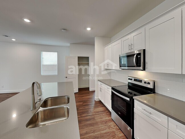 9197 S Conquistador St