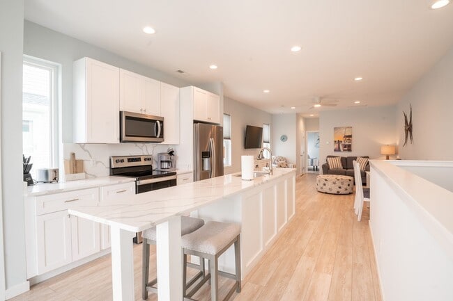 PET FRIENDLY OFF-SEASON RENTAL WITH OCEAN ... - PET FRIENDLY OFF-SEASON RENTAL WITH OCEAN ...