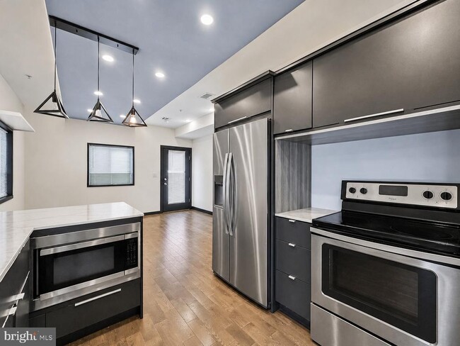 Photo - 519 N 38th St