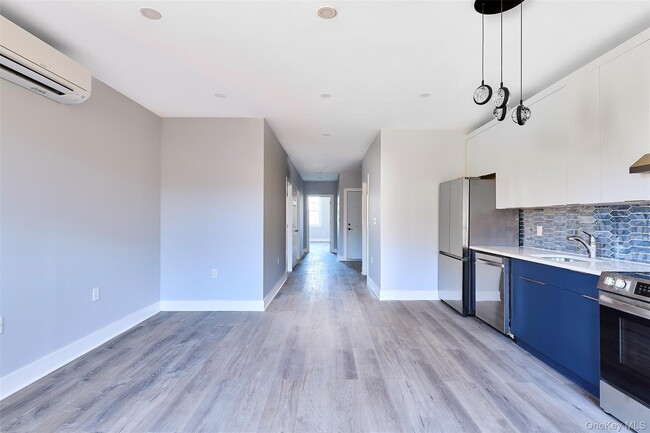 Photo - 30-88 42nd St