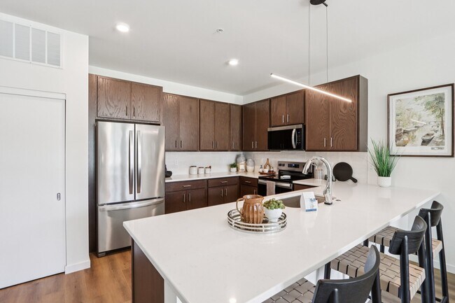 B2: 2BR, 2BA - 828SF - Kitchen