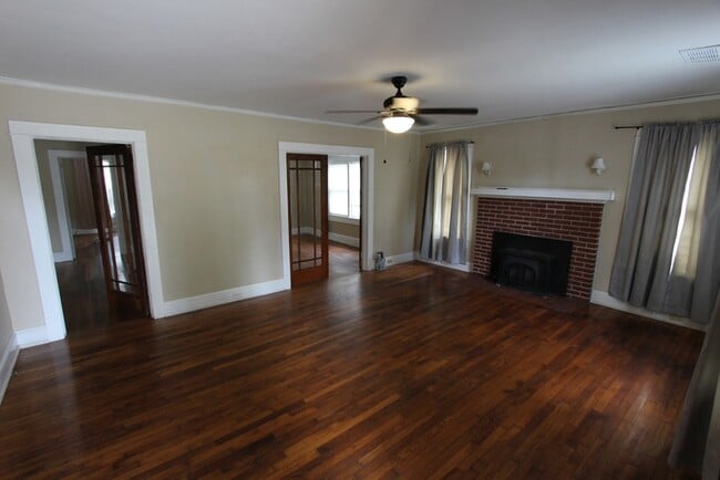 Photo - 234 Saluda St