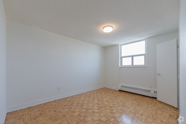 2BR, 1BA - 944SF - Bedroom