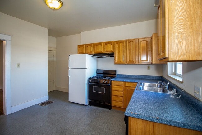 Photo - 1107-1109 E Walnut Unidad 1109