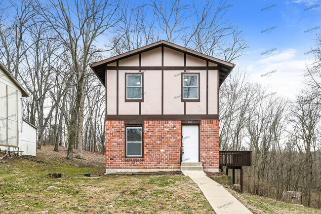 Building Photo - 606 Alsmeyer Dr Rental