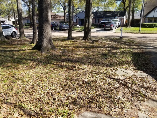 7010 Wyoma Trail