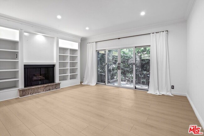 Building Photo - 1850 Midvale Ave