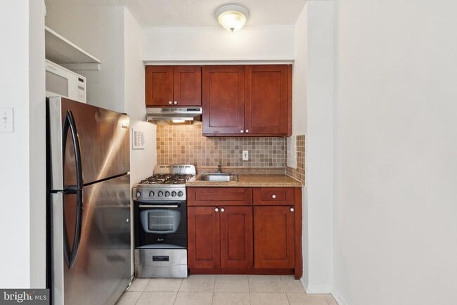 Photo - 2101 Chestnut St Unit 324-R