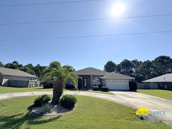 Building Photo - Stunning 4-Bedroom Home in Desirable Holle...