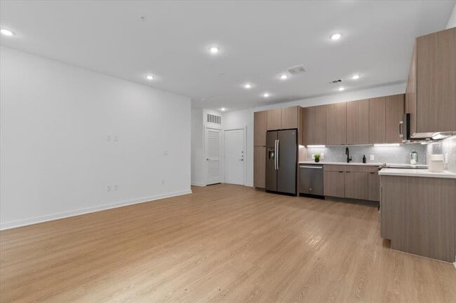 Photo - 4802 S Congress Ave Unit 113