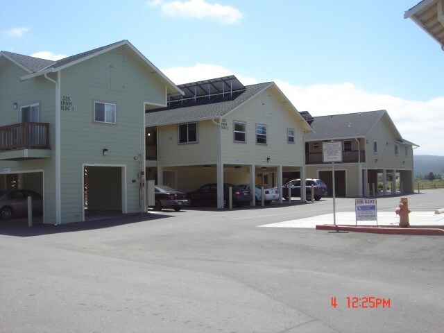 Campbell Creek - Campbell Creek Apartments