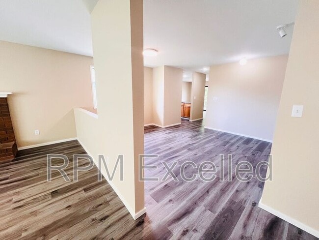 Photo - 27432 124th Pl SE