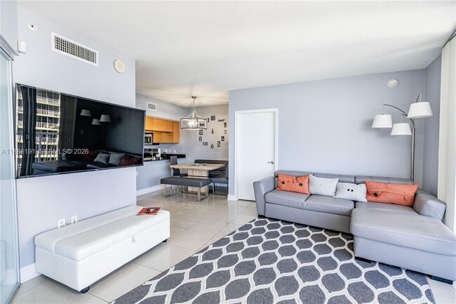 Photo - 1750 N Bayshore Dr Unit 2301