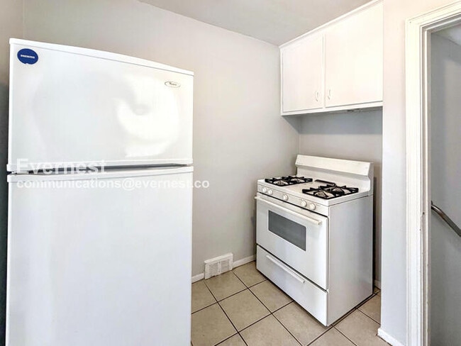 Photo - 19657 Caldwell St