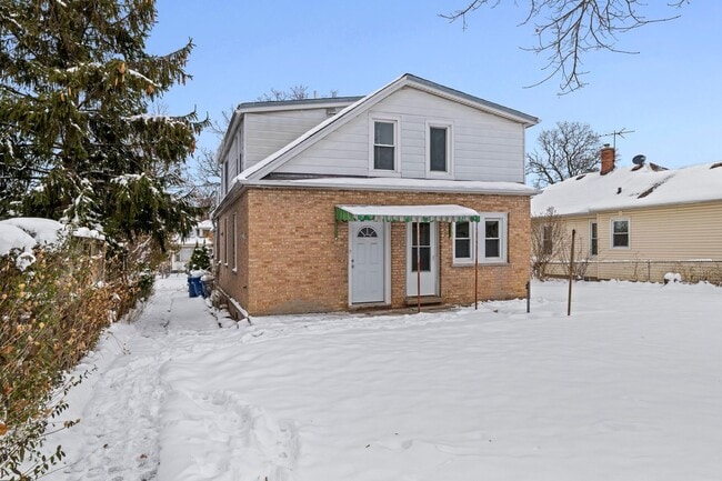 Photo - 233 Llewellyn Ave Unidad Llewellyn - 1