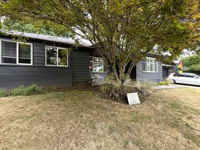 Photo - Stunning Single-Level 3 Bedroom, 3 Bathroom Retreat with Designer Kitchen & Park-Like Backyard