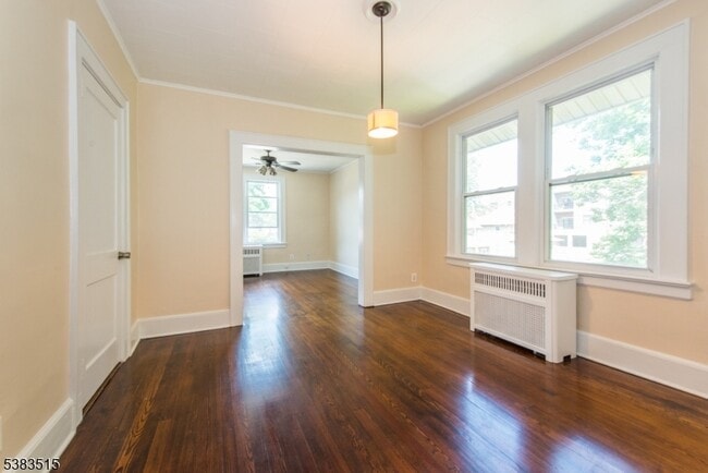 Photo - 23 Verona Pl