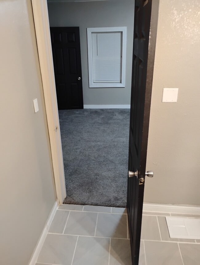 Photo - 2025 2nd Ave S Unidad Khaliki equity LLC