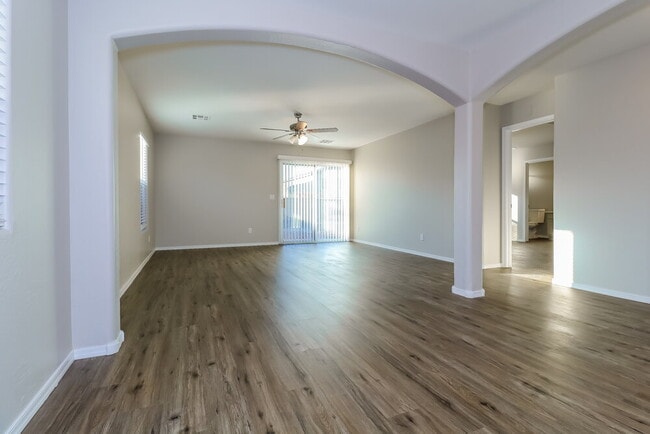 Photo - 25213 W Cranston Ln