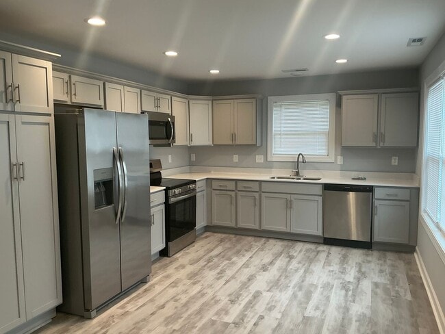 Photo - 600 A Colonelette Dr Unit 600 Colonette  A