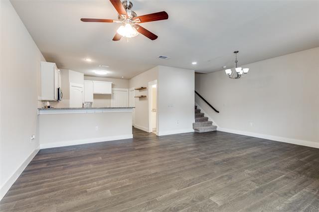 Photo - 223 Belleville Dr