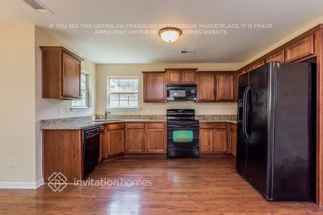 Photo - 123 Village Pkwy