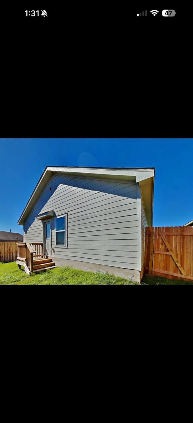 Photo - 10042 Kersey Ml