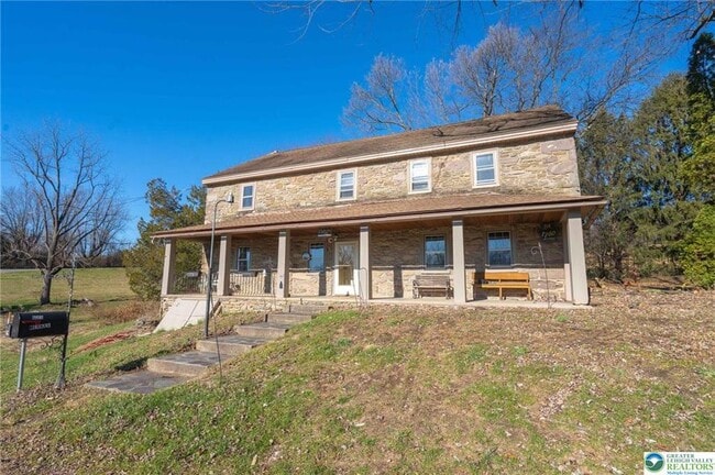 Photo - 621 Nursery Rd