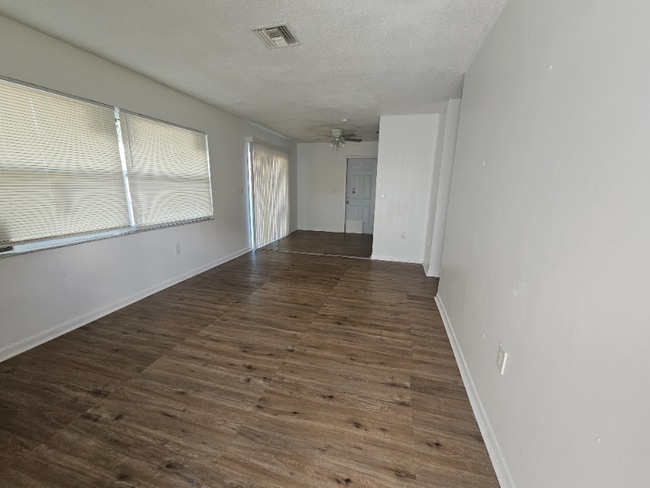 Photo - 4719 Manatee Dr Unit 4917 Manatee Drive