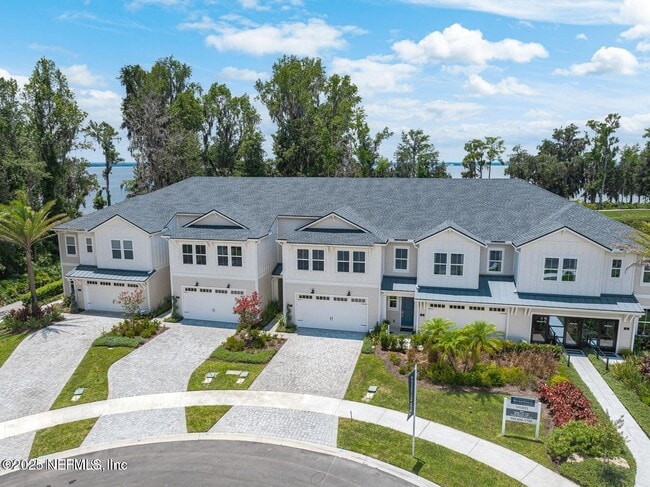 Photo - 27 Oak Pk Dr