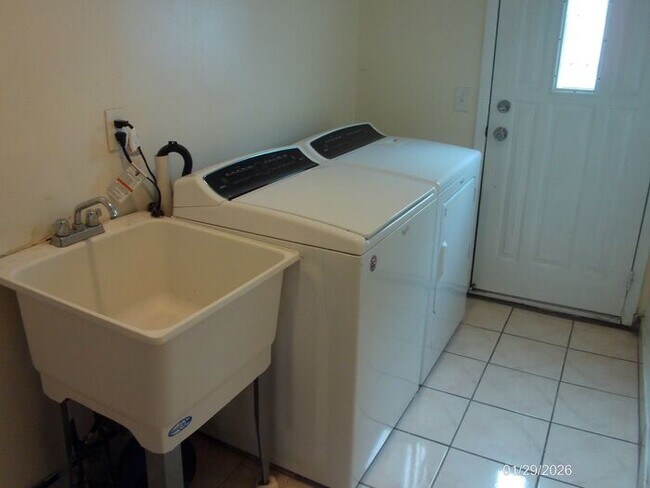 Photo - 34672 Richard O Dr