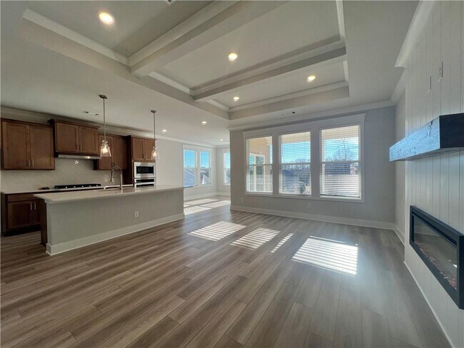 Photo - 150 Cruce Lake Ct