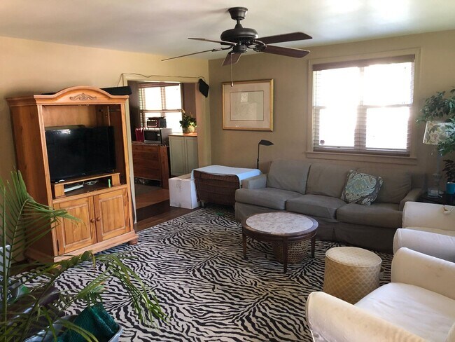 Photo - 1713 McHenry Ave Unit 1713 McHenry Ave front house