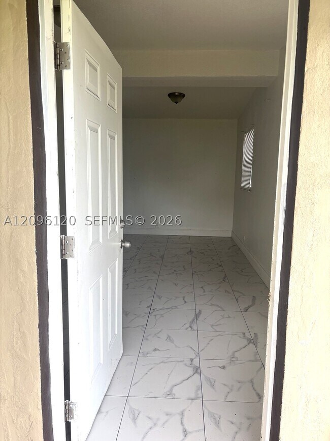 2910 NW 47th St