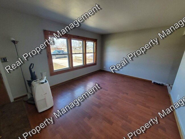 Photo - Updated Hessville 3 Bedroom Ranch