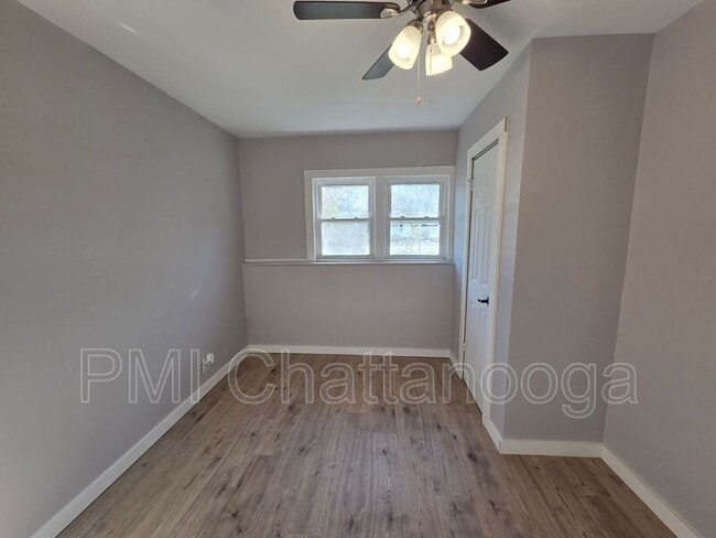 Photo - 1663 Keeble St