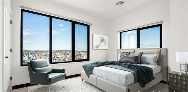 Photo - 600 Broadway Unidad 615