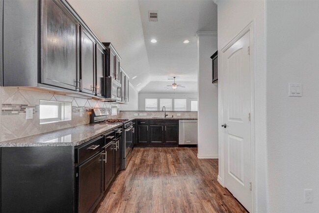 Building Photo - 1511 Evermore Manor Ln