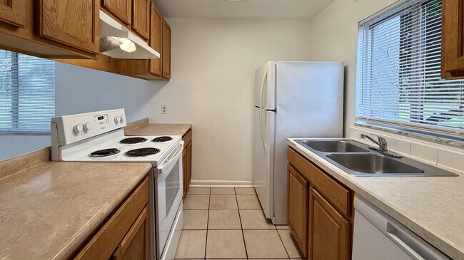 Photo - 101-107 Cory Ln