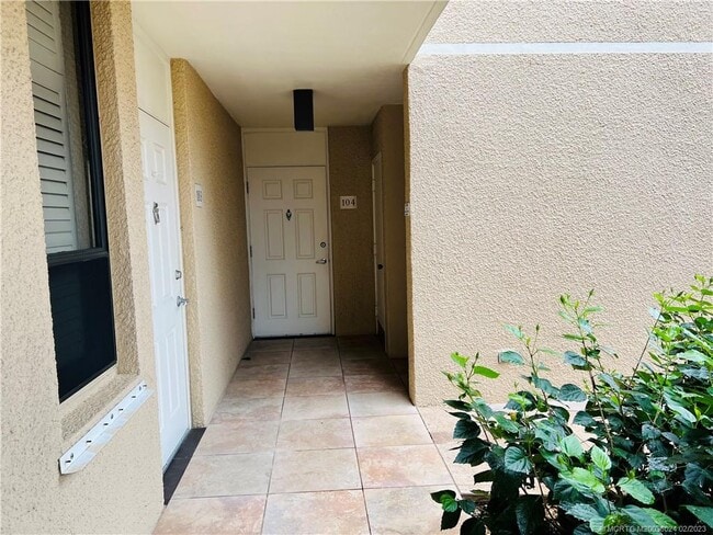 Building Photo - 3432 NE Causeway Blvd Unit 104 Rental