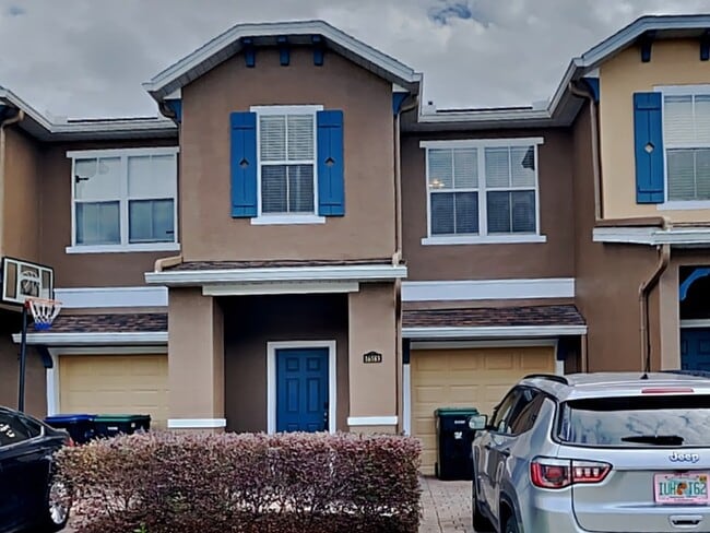 Building Photo - 16583 Cedar Crest Dr